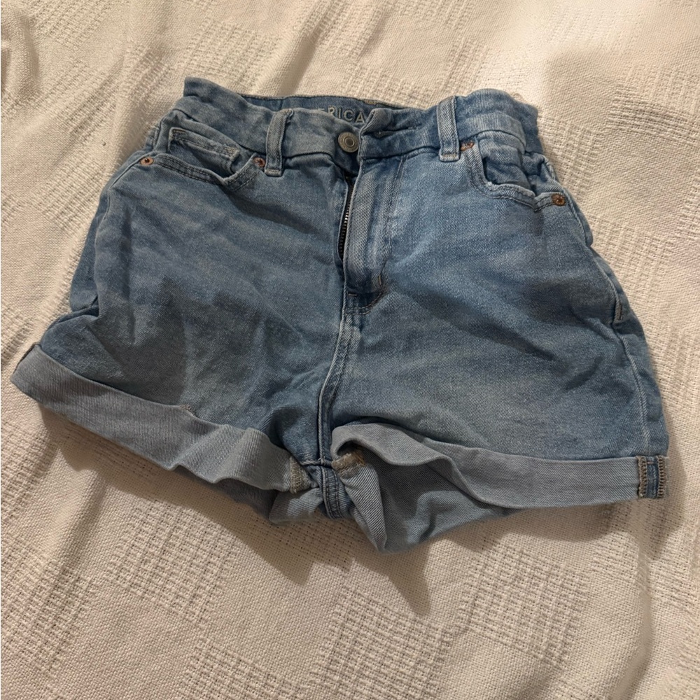 American Eagle Outfitters Light Blue Jean Shorts size 000
